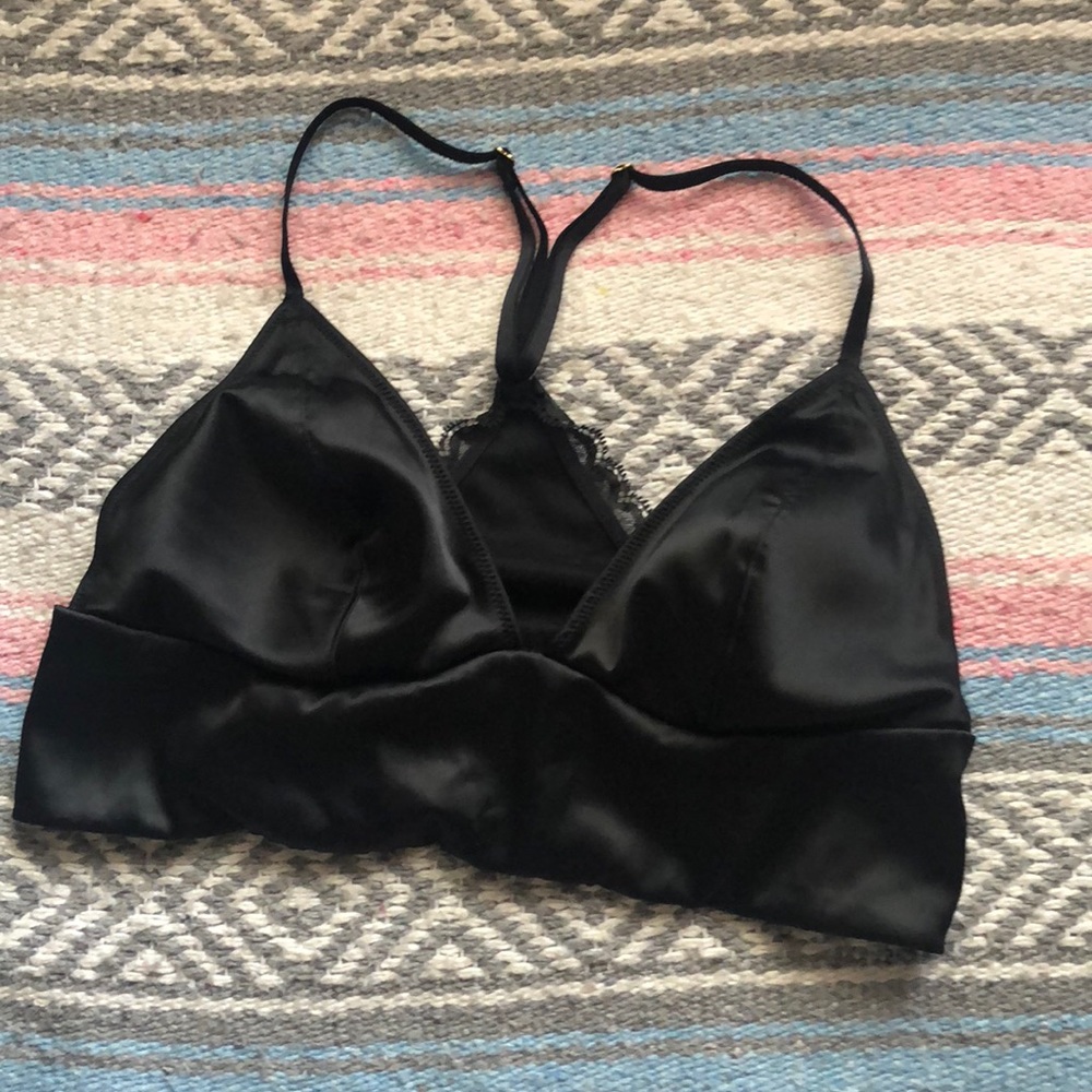 VS 💖 Black Silk Bralette NWOT